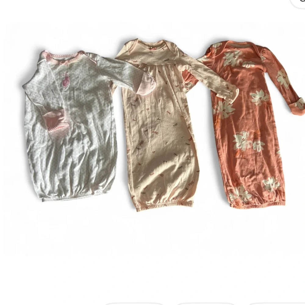 Baby Girl Gown Bundle 0-3 & 3 Months - Picture 1 of 3